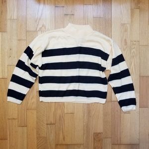 Pinwheel Bumblebee Striped Cropped Sweater